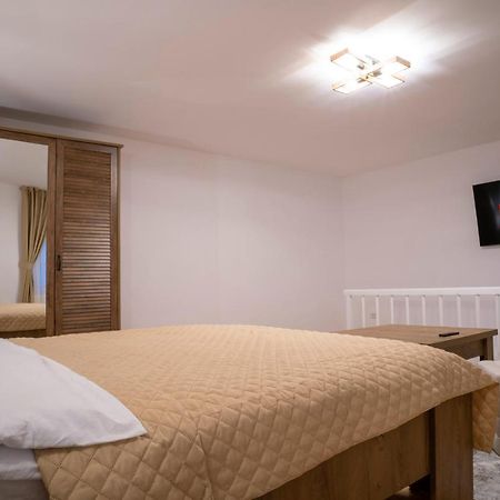 Coban Residence - A4 - Rustic Apartment Brașov Exterior foto
